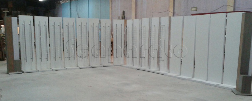 frames Lacoste display