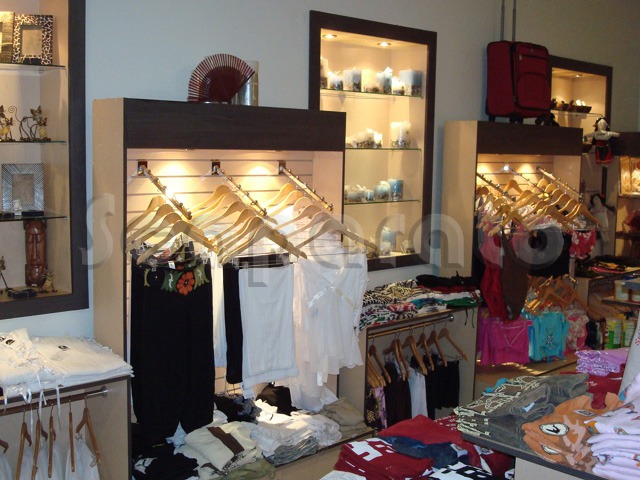 muebles para tu venta de ropa en cancun